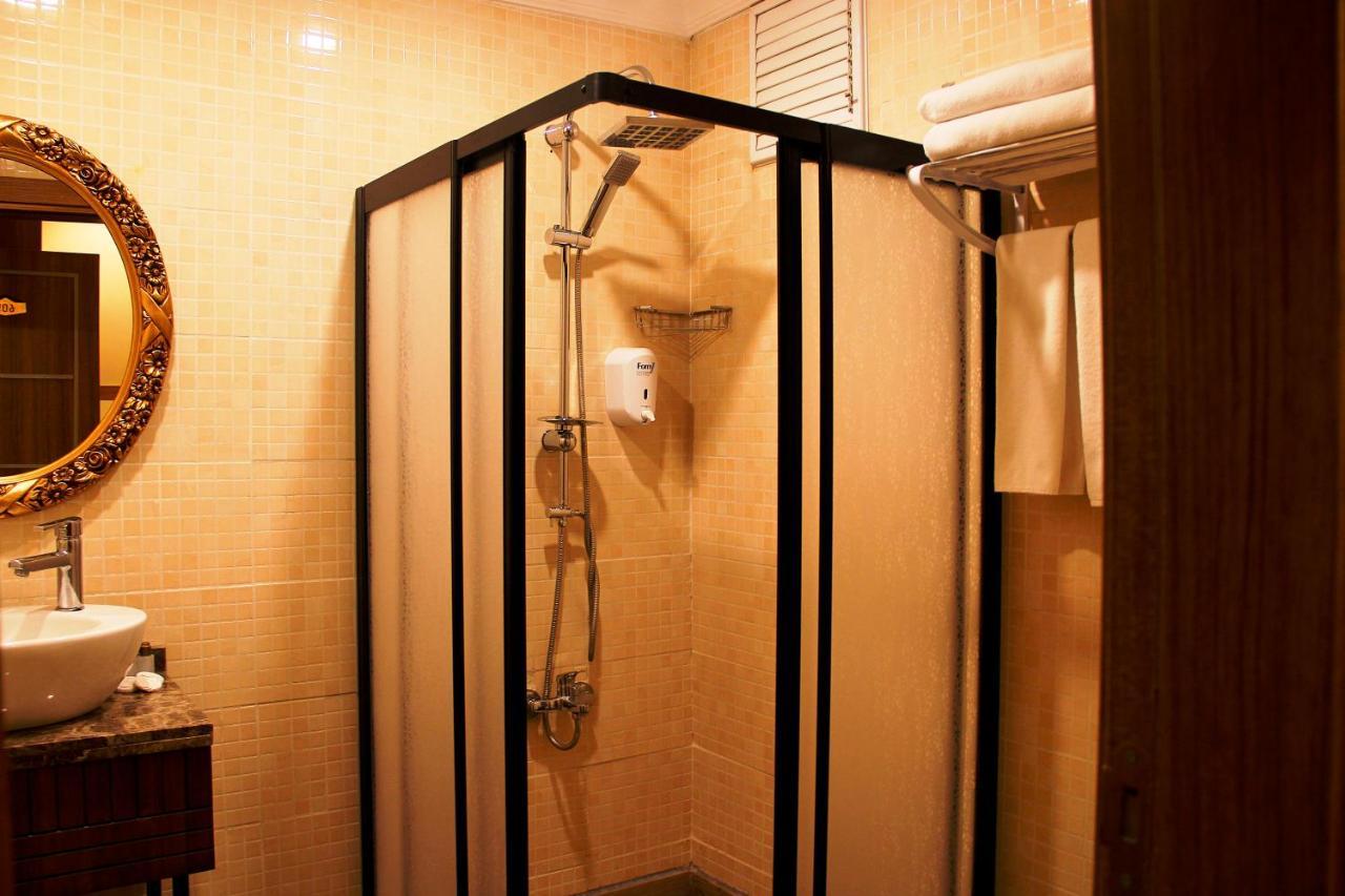 Gross Hotel Provincia di Provincia di Istanbul Esterno foto